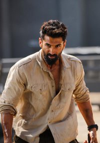 aditya roy kapur 3